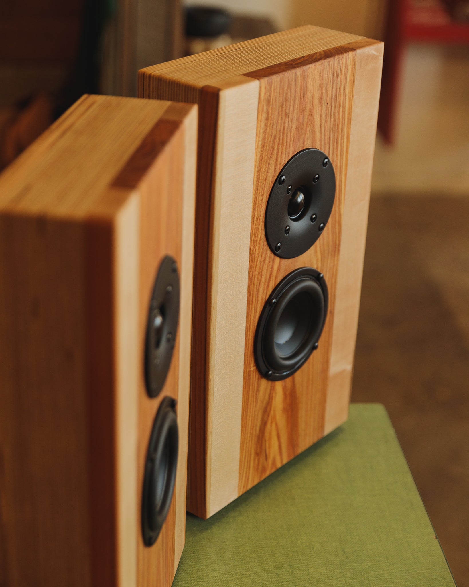 Marianne - Canarywood & Cherry