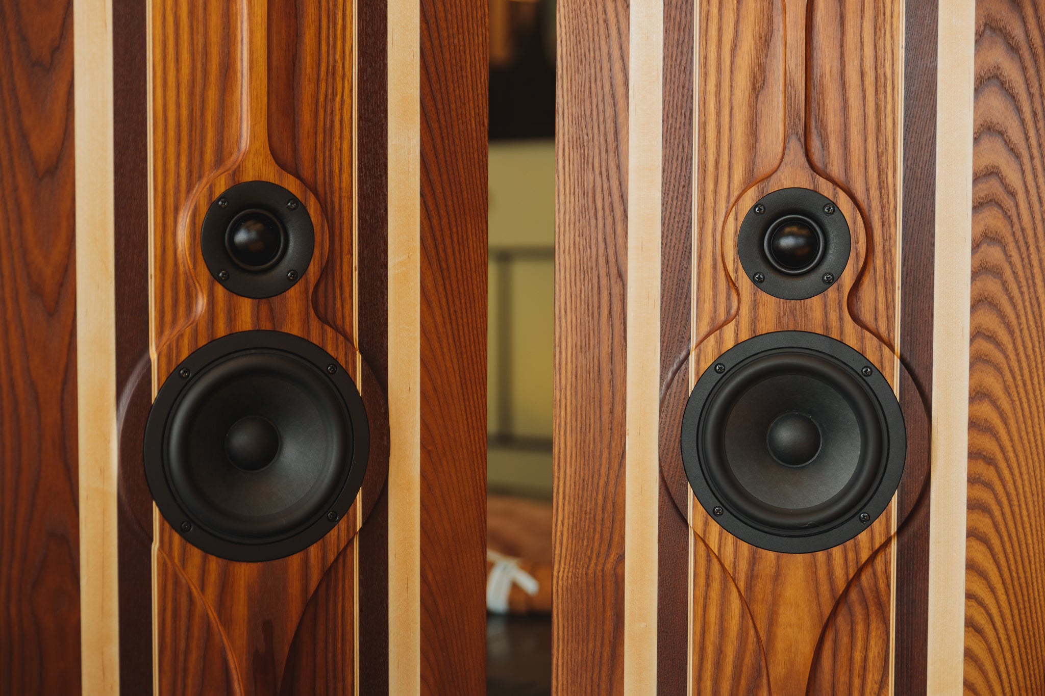 Rachel - Brown Hourglass