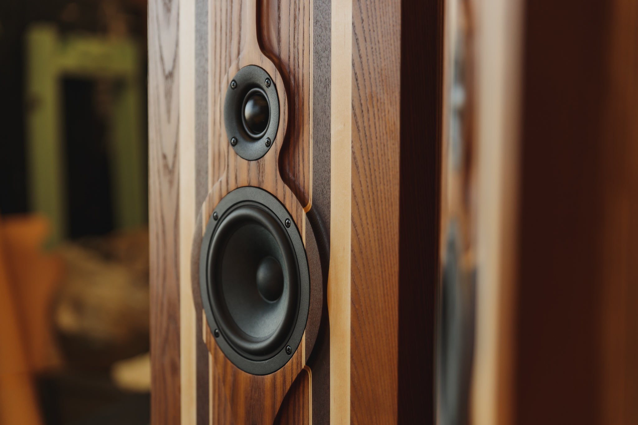 Rachel - Brown Hourglass